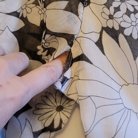 Wendy Lane Montreal Black and White Floral Midi Dress - Picture 8 of 8